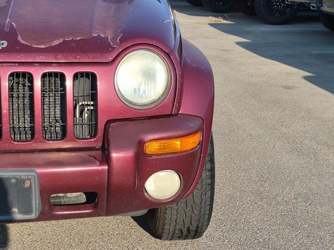 Used 2003 Jeep Liberty Limited AWD/4WD image 10