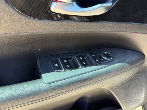 Used 2022 Kia Forte GT-Line w/ GT-Line Premium Package FWD image 10