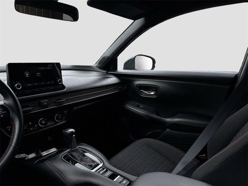 Used 2024 Honda HR-V Sport image 22