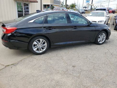 Used 2019 Honda Accord LX image 12