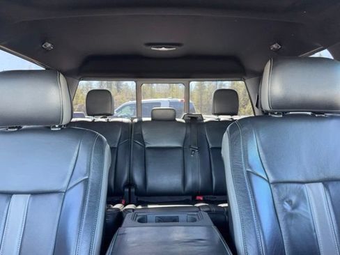 Used 2017 Ford F150 XLT w/ Equipment Group 302A Luxury AWD/4WD image 29