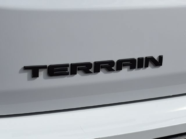 Used 2021 GMC Terrain SLT w/ Infotainment Package II AWD/4WD image 22