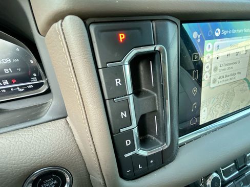 Used 2023 GMC Yukon XL Denali image 30