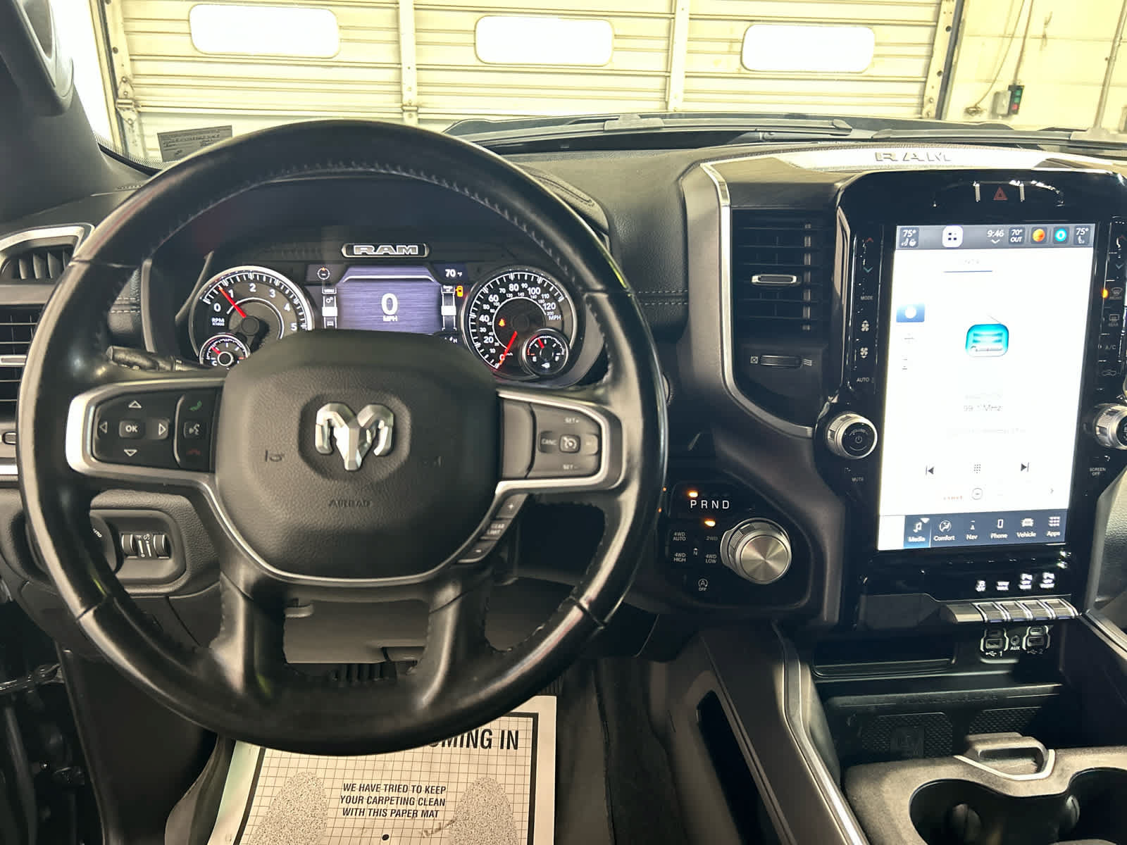 Used 2023 RAM 1500 Laramie AWD/4WD image 8