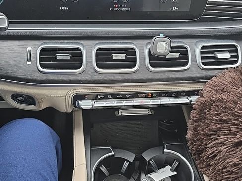 Used 2023 Mercedes-Benz GLE 350 4MATIC image 6