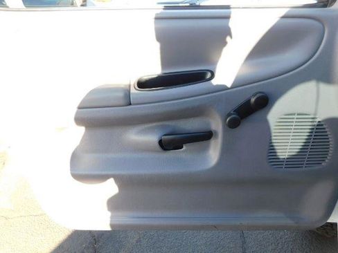 Used 2001 Dodge Ram 1500 Truck 4x4 Regular Cab image 12