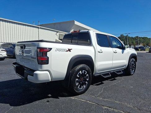 Used 2022 Nissan Frontier Pro-X image 6