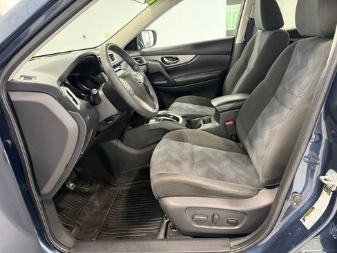 Used 2016 Nissan Rogue SV AWD/4WD image 10