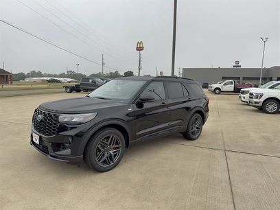 New 2025 Ford Explorer ST-Line w/ Premium Package