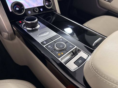 Used 2018 Land Rover Range Rover HSE AWD/4WD image 26