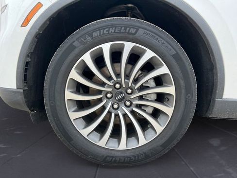 Used 2021 Lincoln Aviator Reserve w/ Elements Package Plus image 14