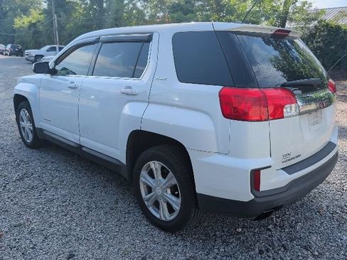 Used 2017 GMC Terrain SLE FWD image 3