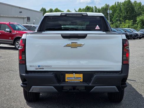 New 2026 Chevrolet Silverado EV LT image 20