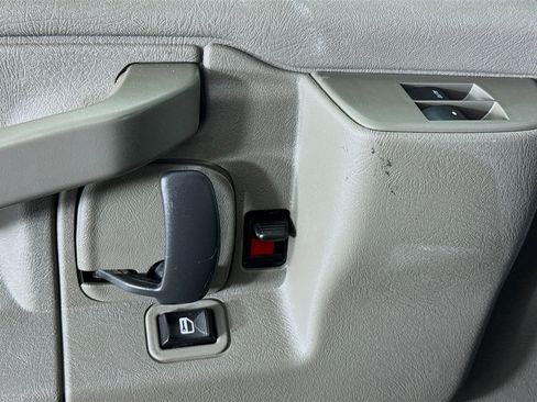 Used 2020 GMC Savana 2500 w/ Driver Convenience Package RWD image 20
