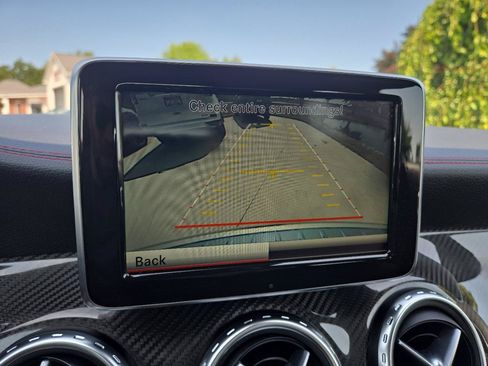 Used 2015 Mercedes-Benz GLA 45 AMG 4MATIC image 35