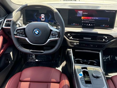 New 2026 BMW i4 eDrive40 w/ Parking Assistance Package RWD image 20