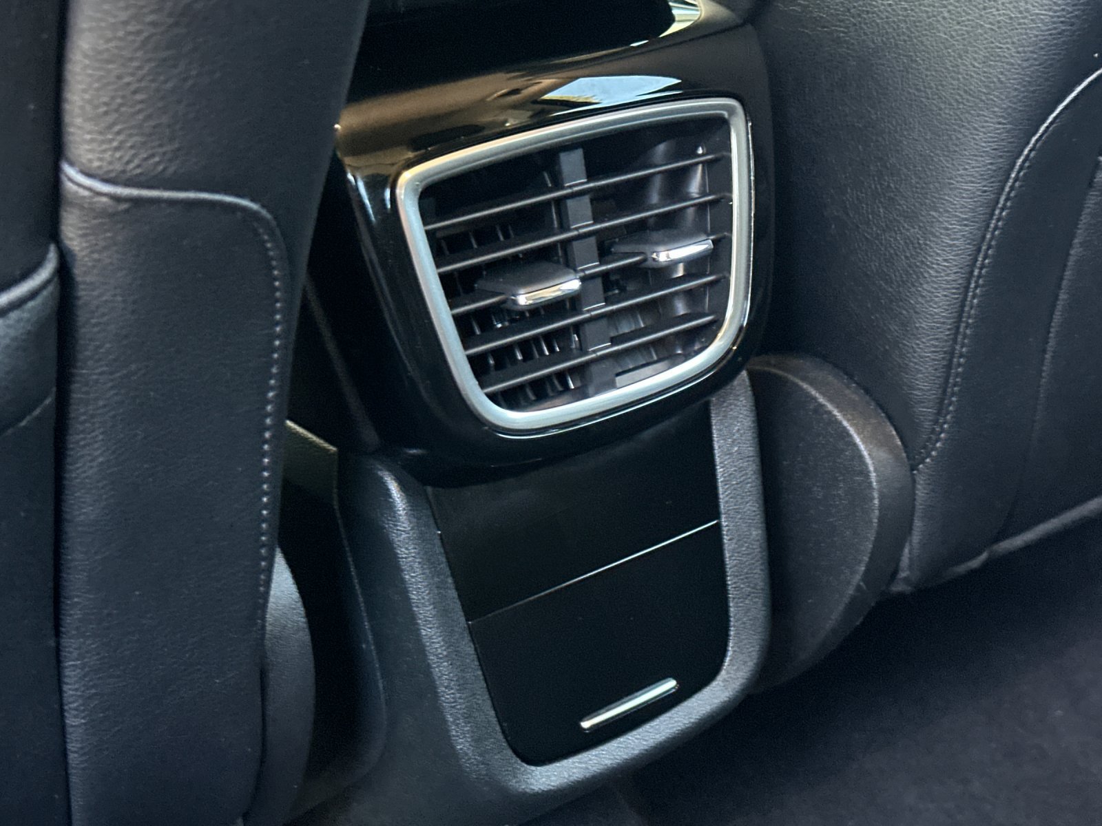 Certified 2023 Lincoln Nautilus FWD w/ Premium Package image 34