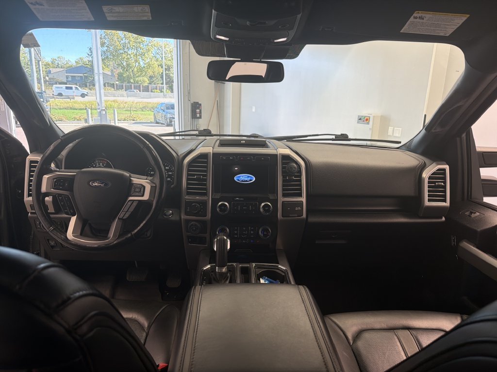 Used 2019 Ford F150 Platinum w/ Equipment Group 701A Luxury AWD/4WD image 9