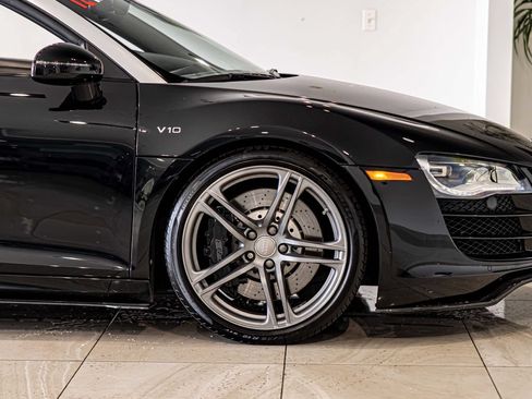 Used 2012 Audi R8 V10 AWD/4WD image 11