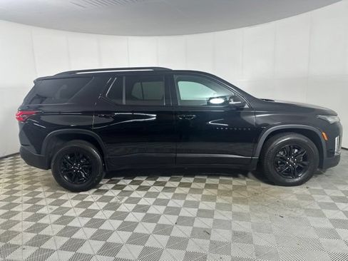 Used 2022 Chevrolet Traverse LT w/ Midnight/Sport Edition AWD/4WD image 8