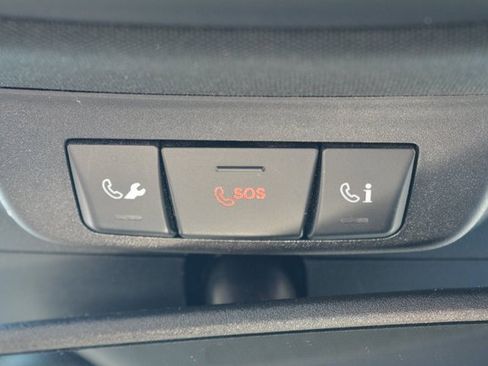 Used 2015 Mercedes-Benz ML 63 AMG 4MATIC image 33