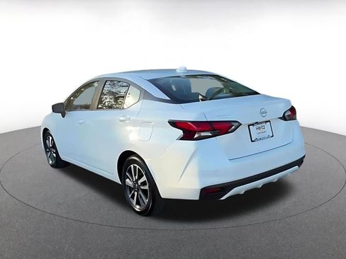 Used 2025 Nissan Versa SV image 11