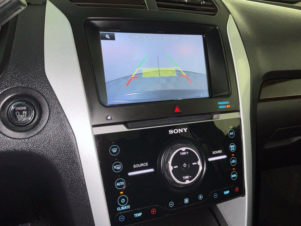 Used 2014 Ford Explorer Limited w/ Equipment Group 302A AWD/4WD image 26