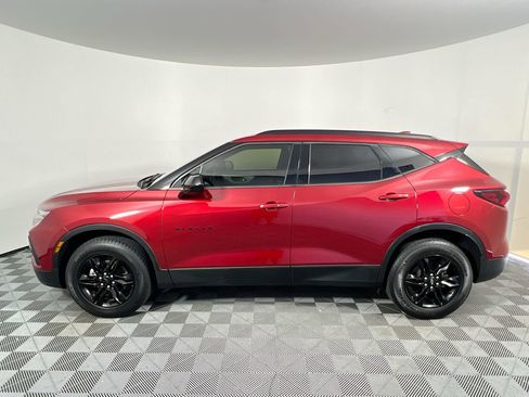Used 2021 Chevrolet Blazer LT w/ Midnight/Sport Edition FWD image 6