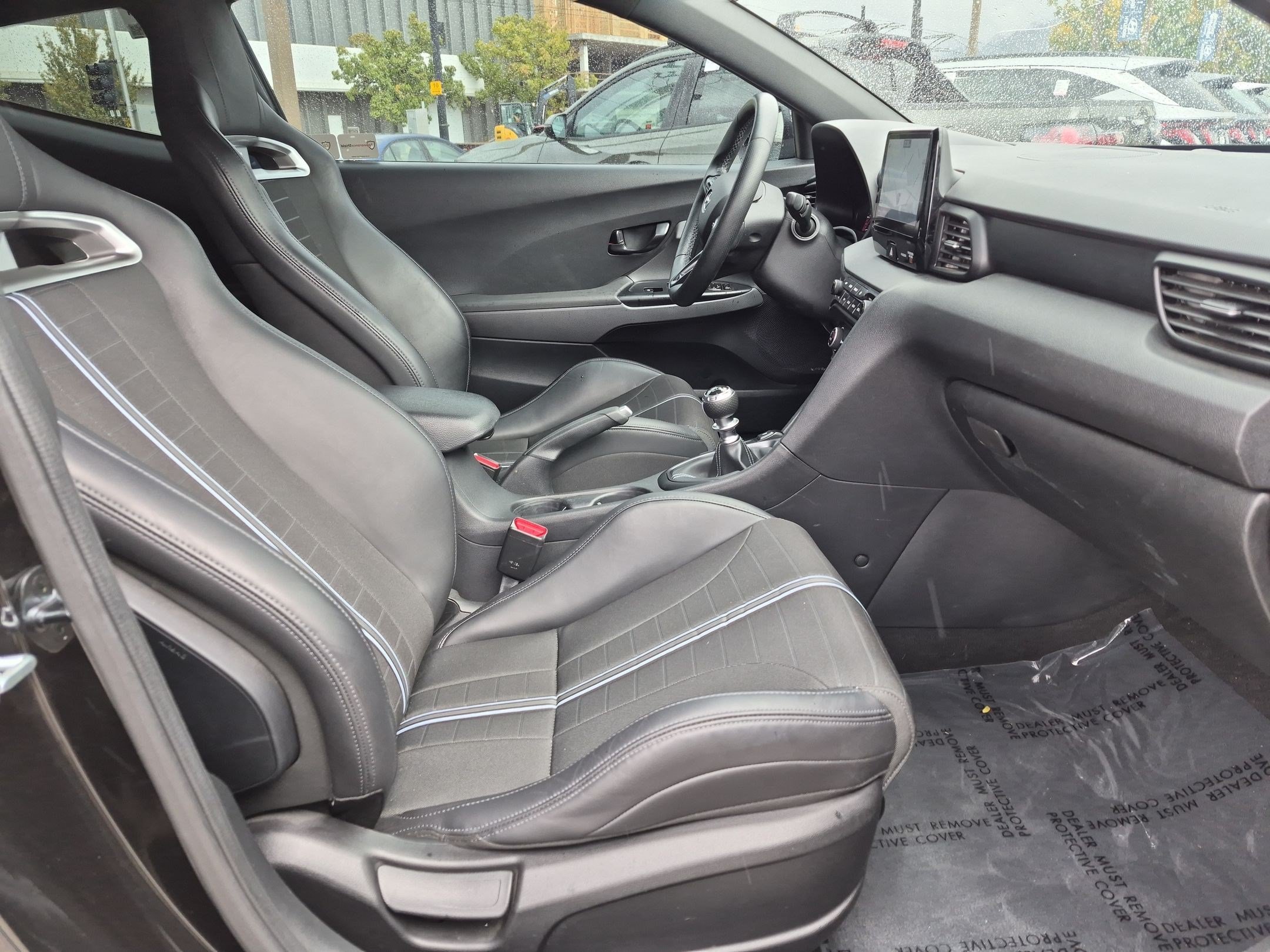 Certified 2022 Hyundai Veloster N FWD image 31
