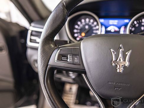 Used 2020 Maserati Ghibli image 23