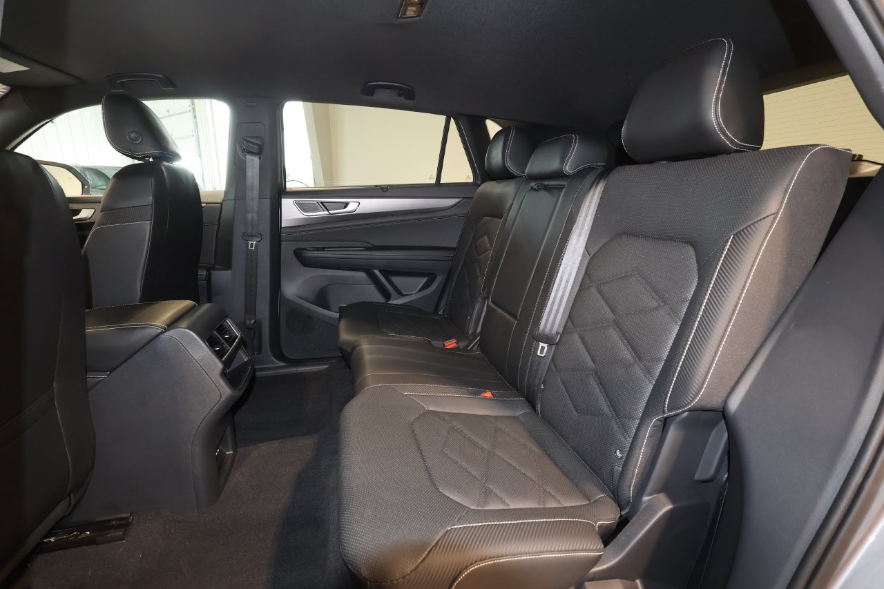 Used 2026 Volkswagen Atlas Cross Sport SE FWD image 22