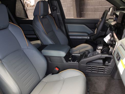 Used 2025 Toyota 4Runner Trailhunter image 62