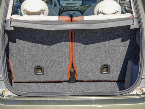 Used 2015 FIAT 500 Lounge w/ Luxury Leather Package image 26