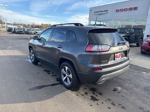Used 2022 Jeep Cherokee Limited image 5
