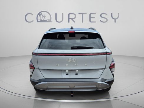 New 2026 Hyundai Kona Limited FWD image 4