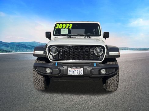 Certified 2024 Jeep Wrangler Unlimited AWD/4WD image 3