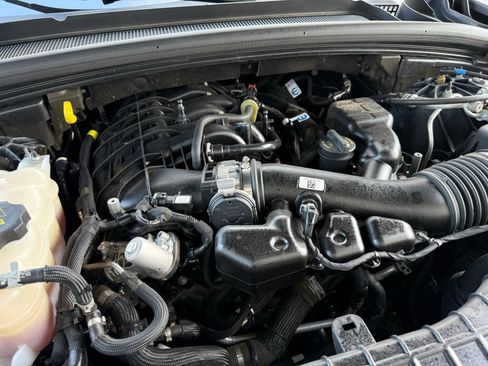 Used 2024 Jeep Grand Cherokee Summit AWD/4WD image 44