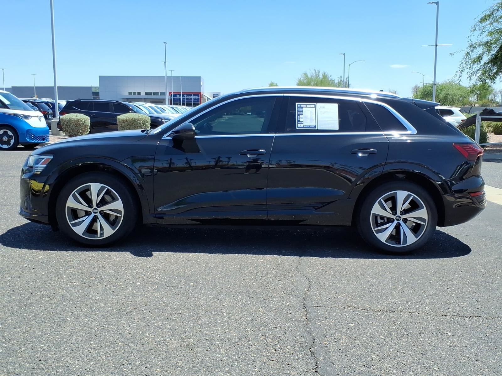 Used 2024 Audi Q8 e-tron Premium Plus w/ Premium Plus Package AWD/4WD image 4