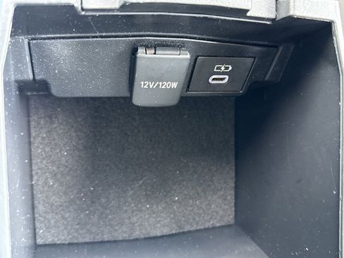 Used 2024 Toyota Corolla LE FWD image 27
