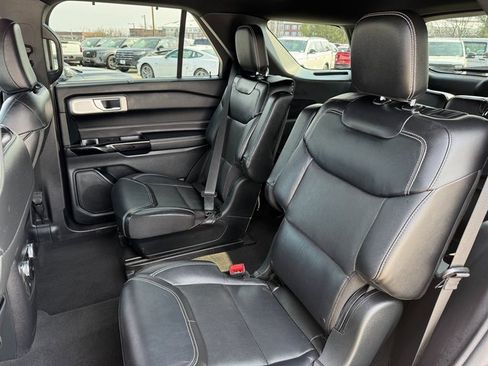 Used 2022 Ford Explorer ST w/ Equipment Group 401A image 16