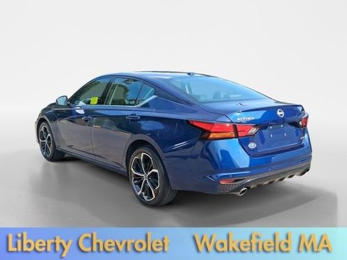 Used 2023 Nissan Altima 2.5 SR AWD/4WD image 5
