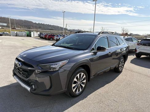 Certified 2025 Subaru Outback Limited w/ Popular Package #2 image 8