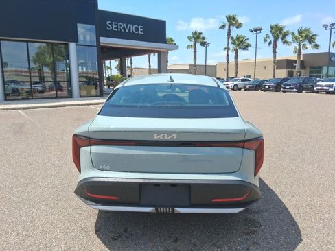 New 2026 Kia K4 FWD image 5