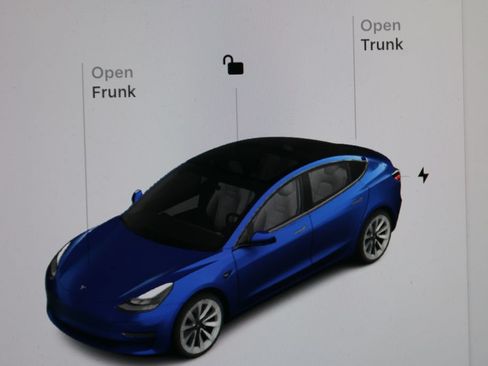 Used 2021 Tesla Model 3 Standard Range Plus RWD image 24
