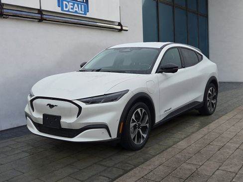 Certified 2024 Ford Mustang Mach-E Select w/ Comfort Package Lite image 7