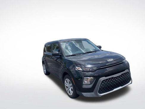 Used 2022 Kia Soul LX FWD image 5