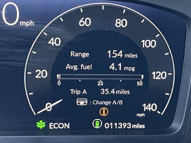 Used 2025 Honda Pilot Elite image 16
