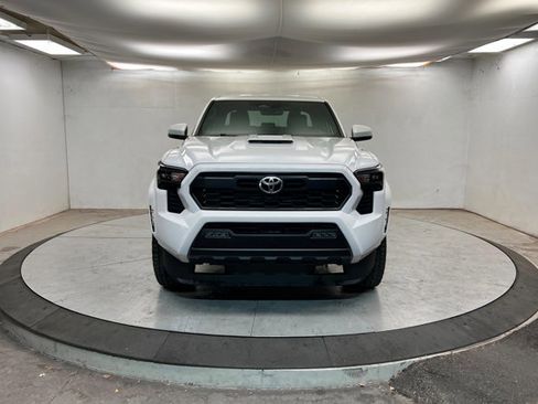 Used 2024 Toyota Tacoma TRD Sport image 8