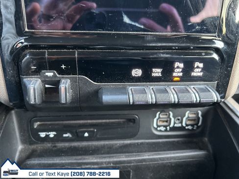 Used 2019 RAM 3500 Laramie image 27