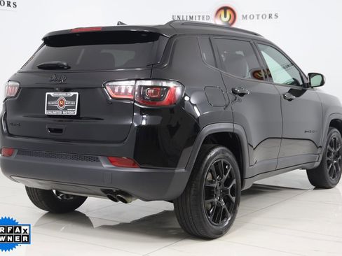 Used 2022 Jeep Compass Altitude w/ Convenience Group image 3